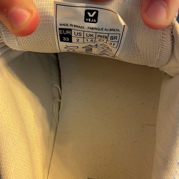 COPY - Veja V-12 - Picture 5 of 7